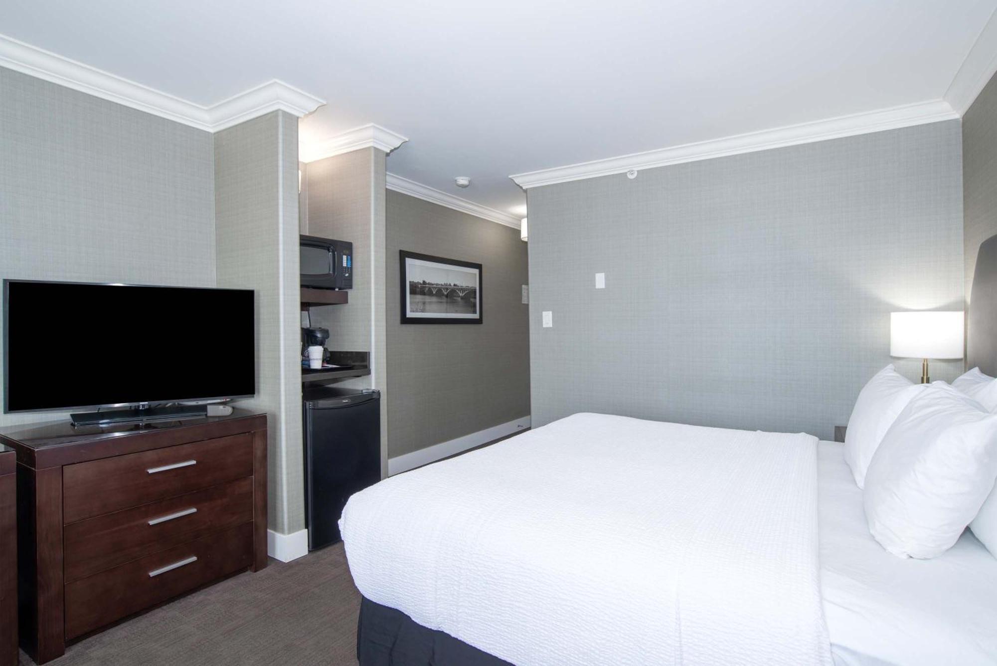 Sandman Hotel Saskatoon Esterno foto